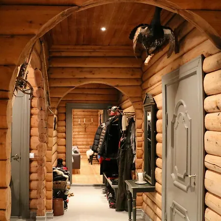 Historic Hunting By Oyangen Feriehus *